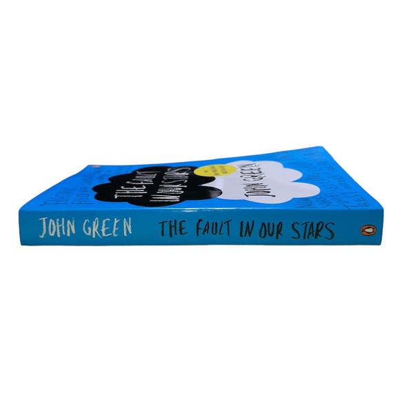 Book - The Fault in Our Stars by John Green - Picture 3 of 4
